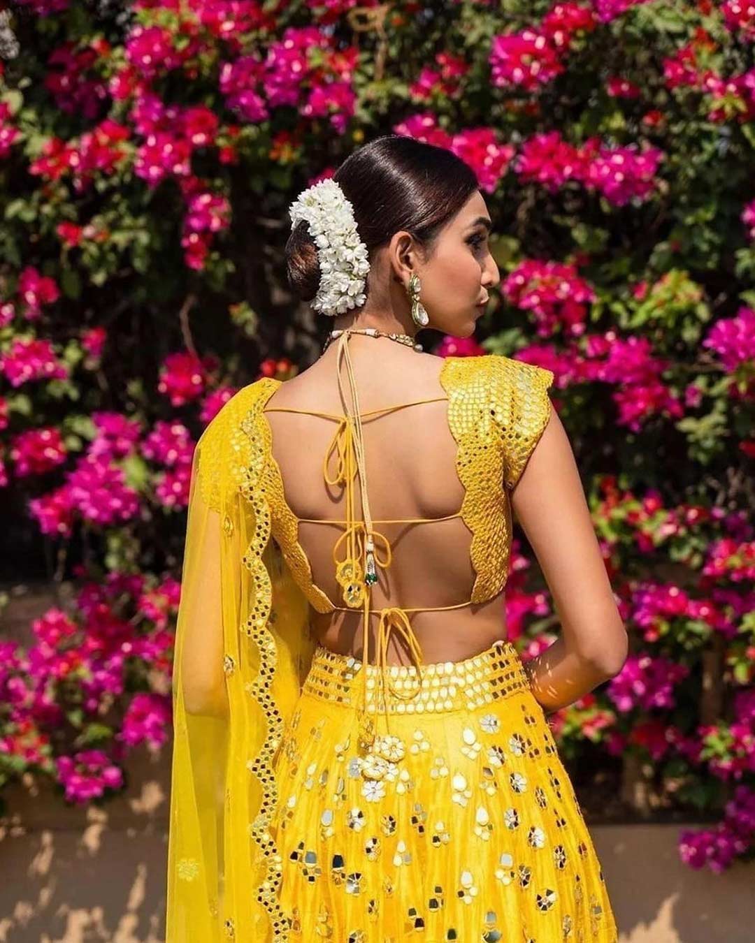 backless blouse designs (4)