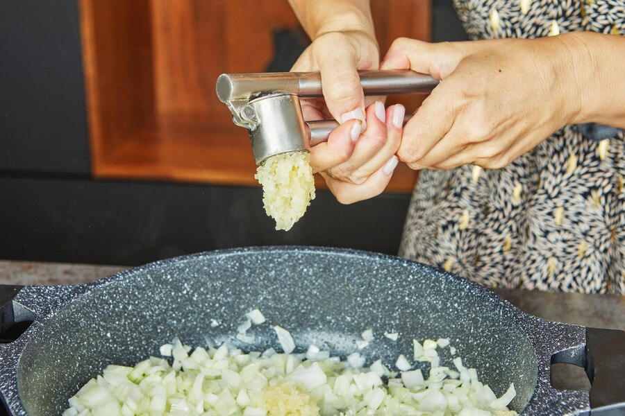 garlic for hair growth