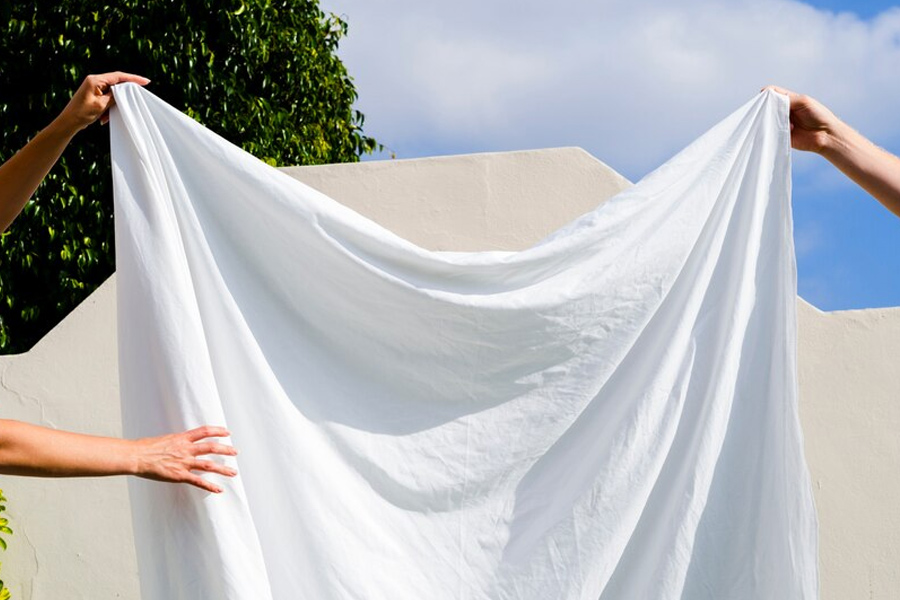 white covers cleaning tips