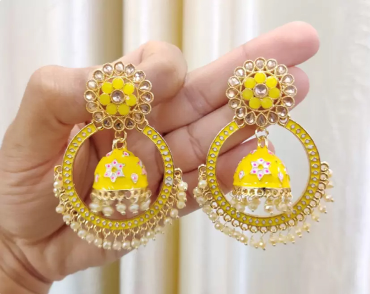 yellow jhumka designs (3)