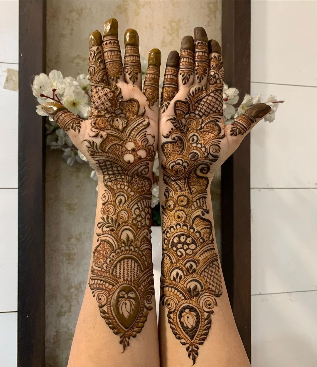 stylish mehndi designs