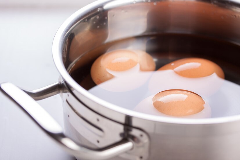 how to check egg is boiled or not