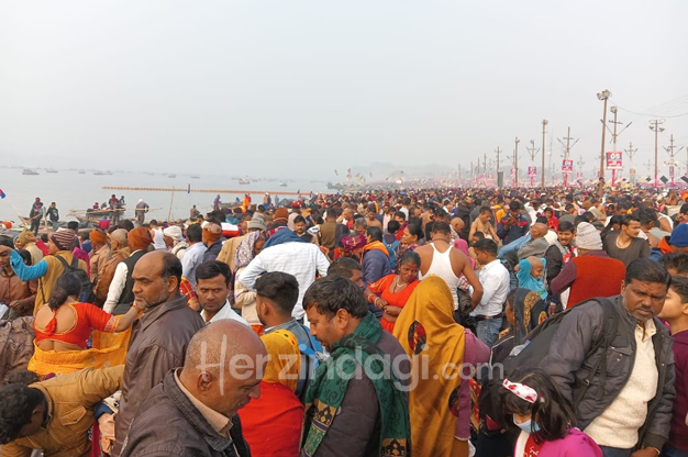 How to reach prayagraj sangam