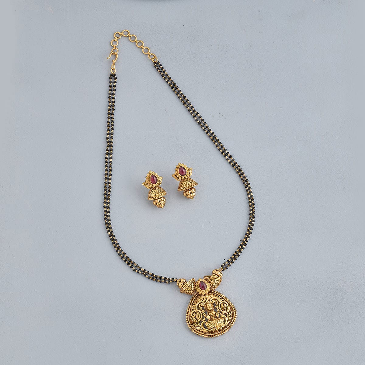 Pendent design mangalsutra