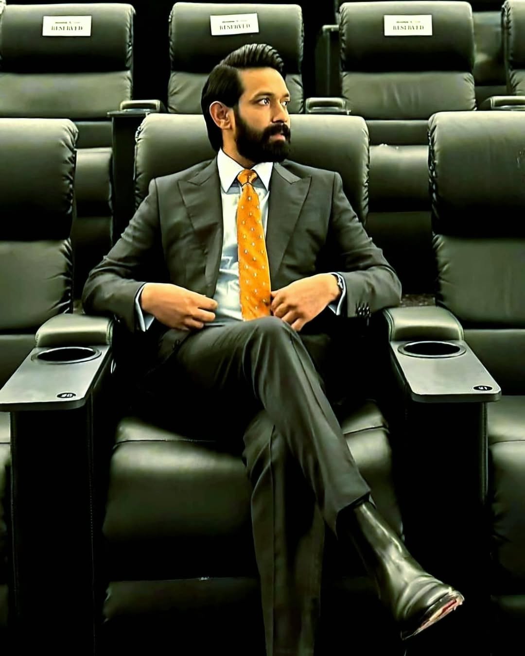 Vikrant massey quit film industry