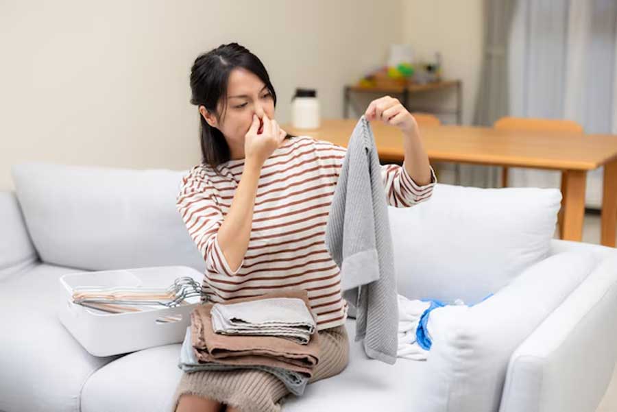 bathroom towels cleaning hacks