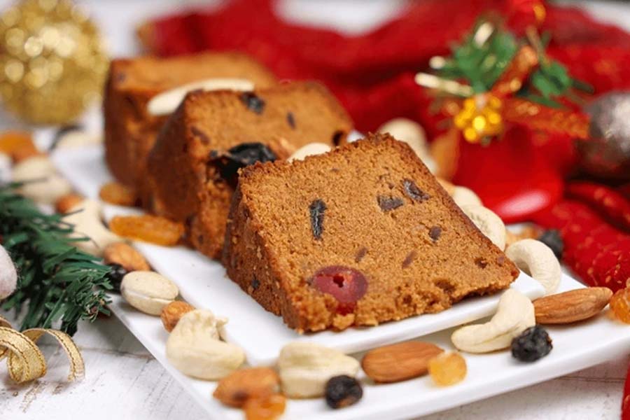 how to store plum cake