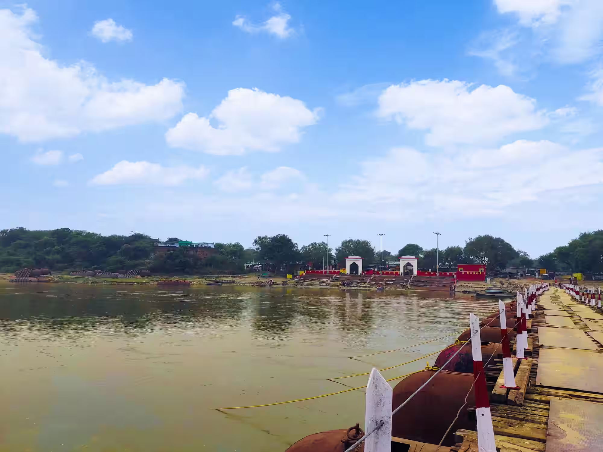 know lucknow prayagraj road trip best places