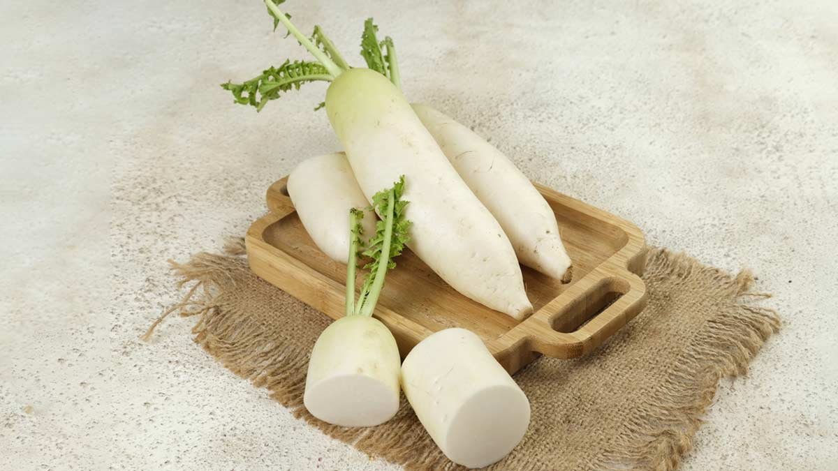 Perfect radish parathas will be made in minutes