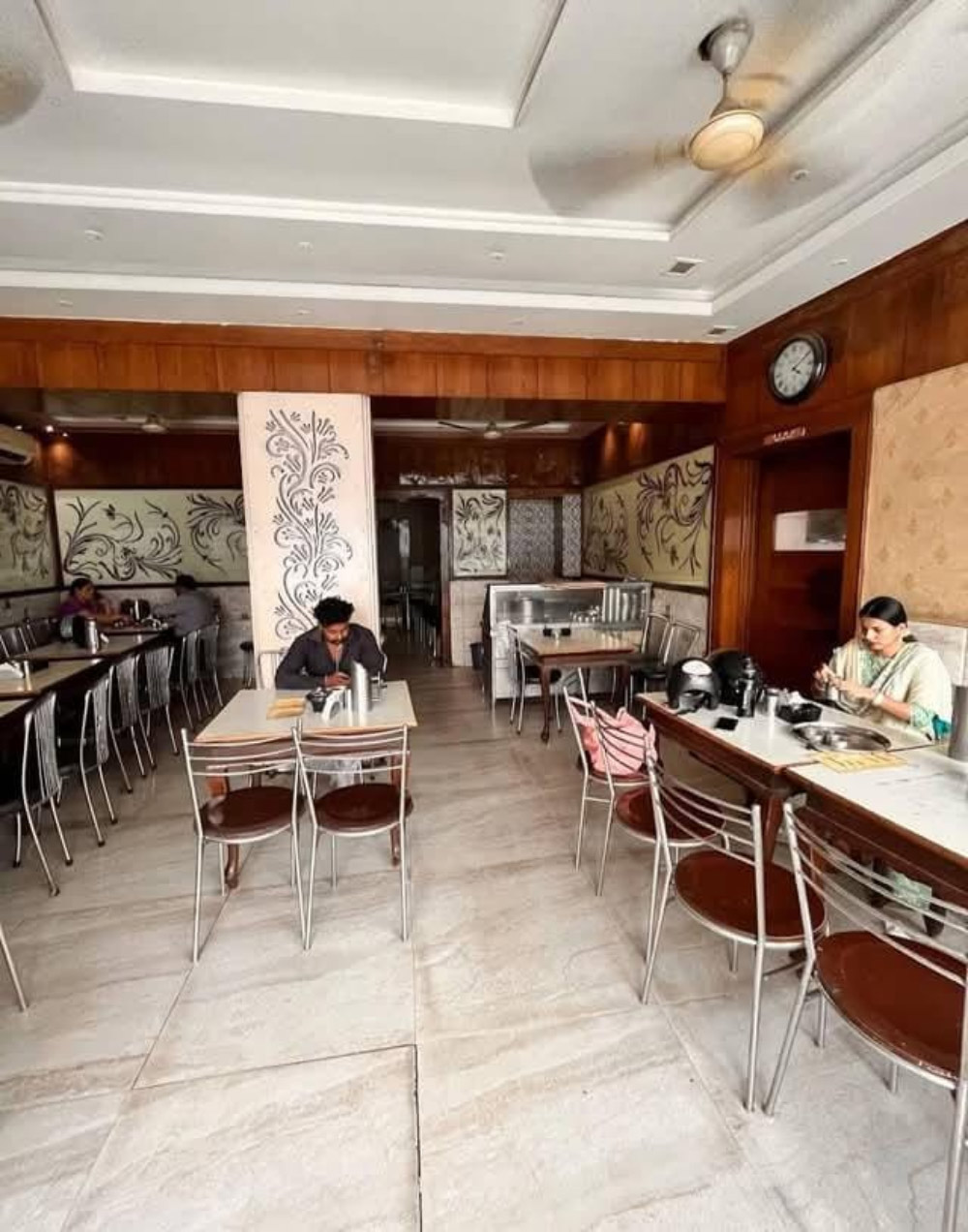 ram babu parathe branches