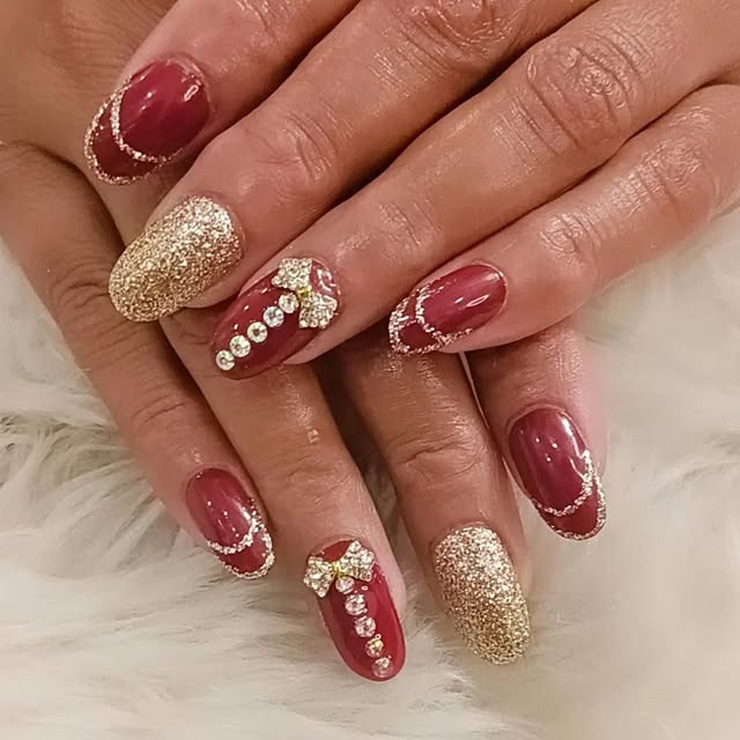 Glitter nail art