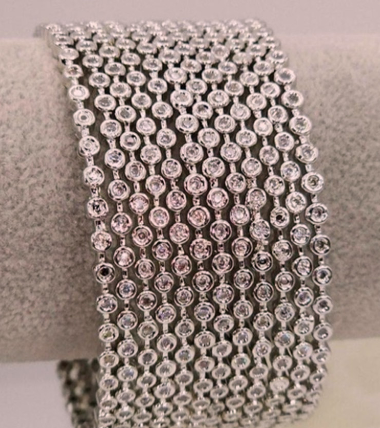 bangles designs with saree for royal look (6)