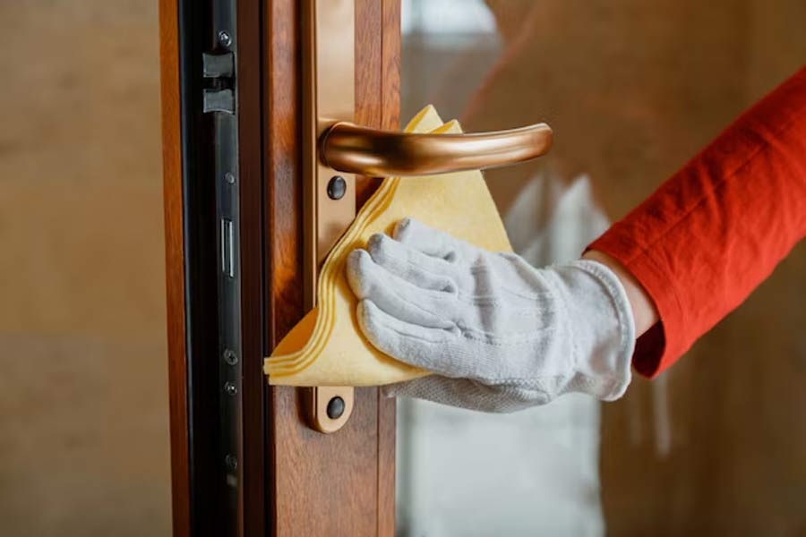 tricks to shine wooden doors
