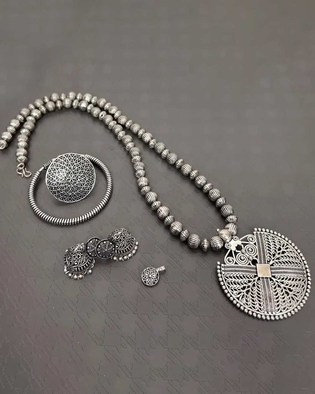 long necklace set (2)