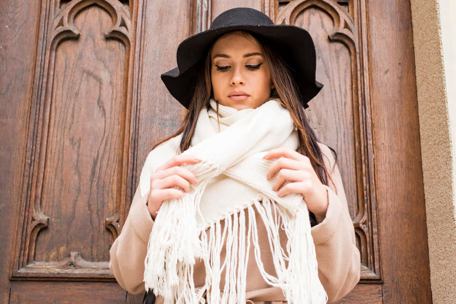 how to clean white shawl stains