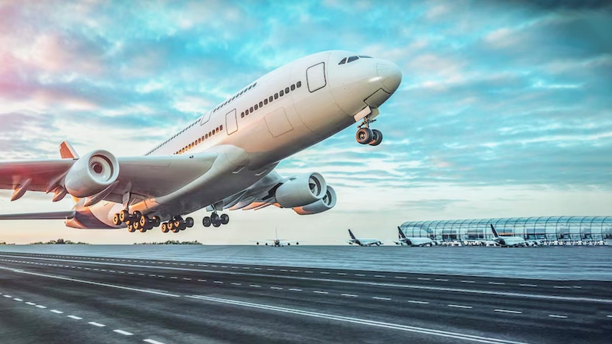 When and how does the flight tank get emptied