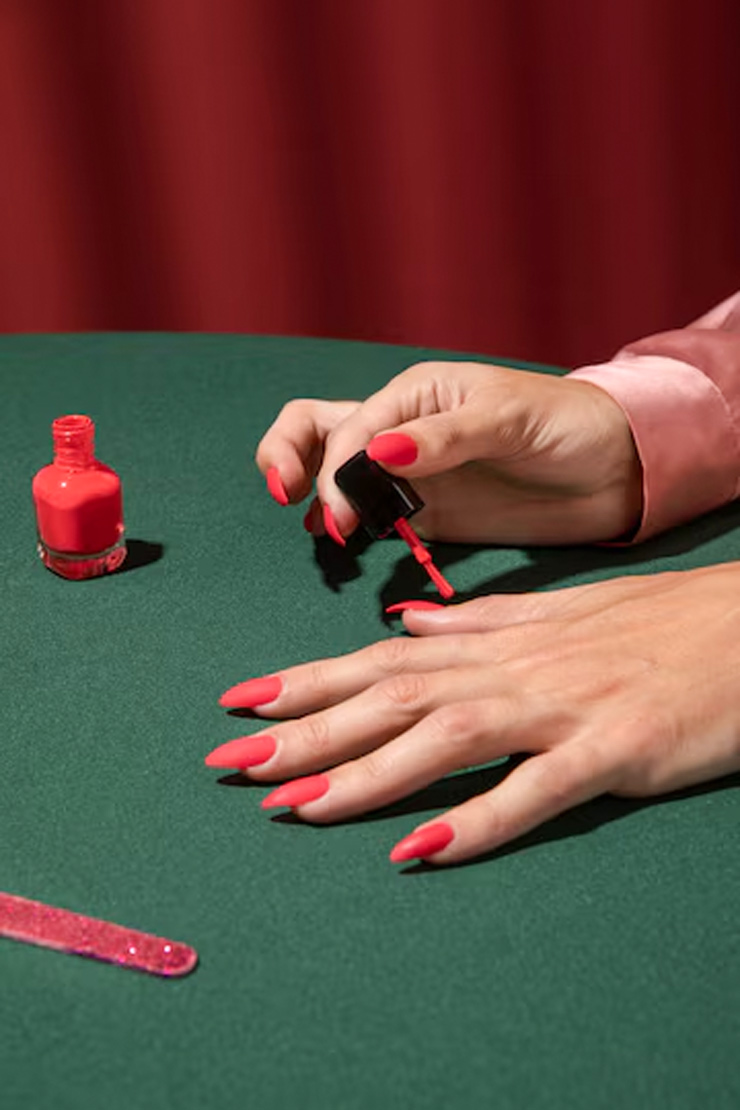 Red nail colour