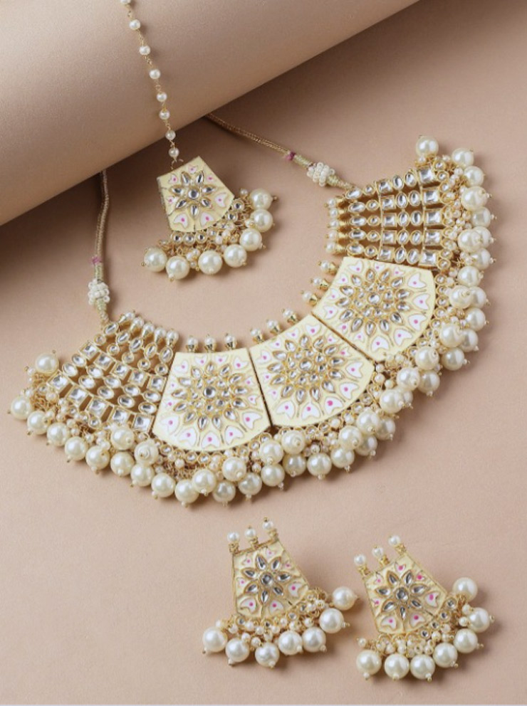 Pearl jewellery (2)