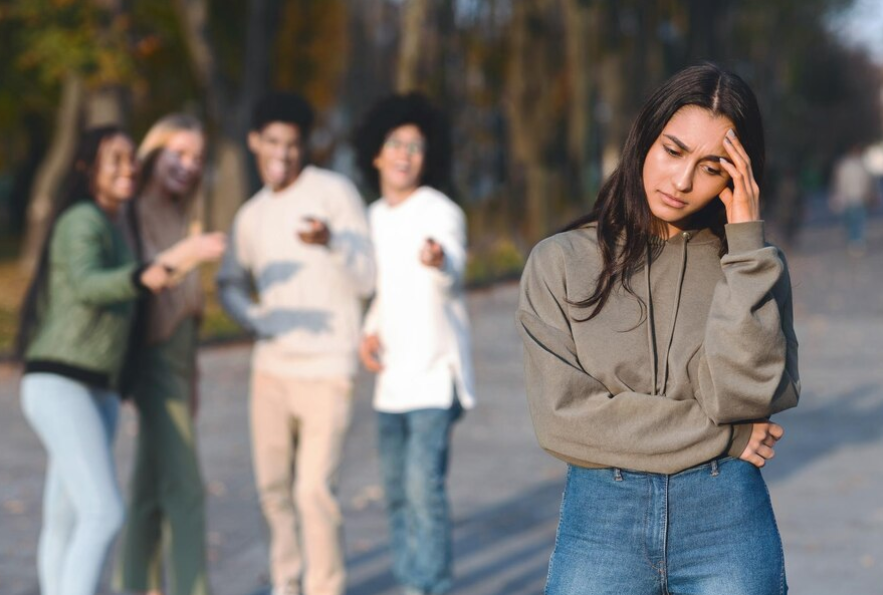 how to avoid toxic people in life