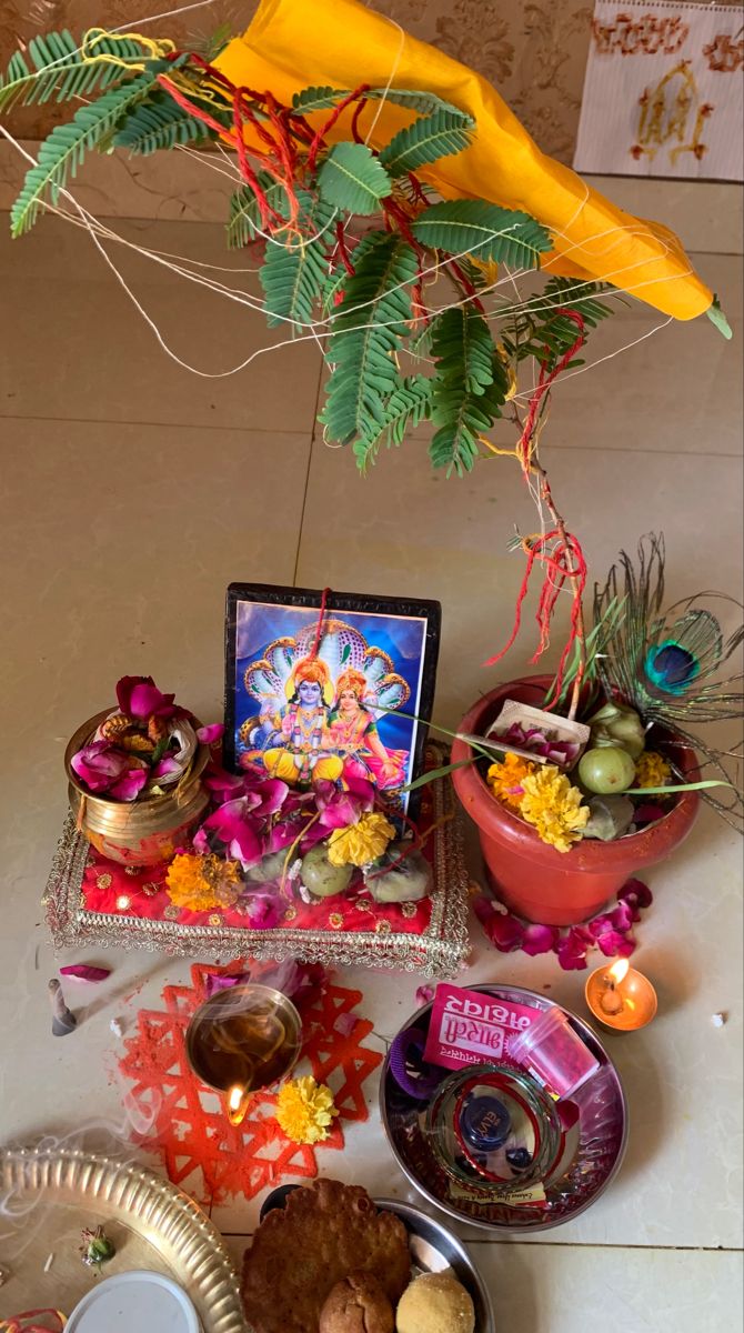 flowers offered to shri vishnu on saphala ekadashi 2024