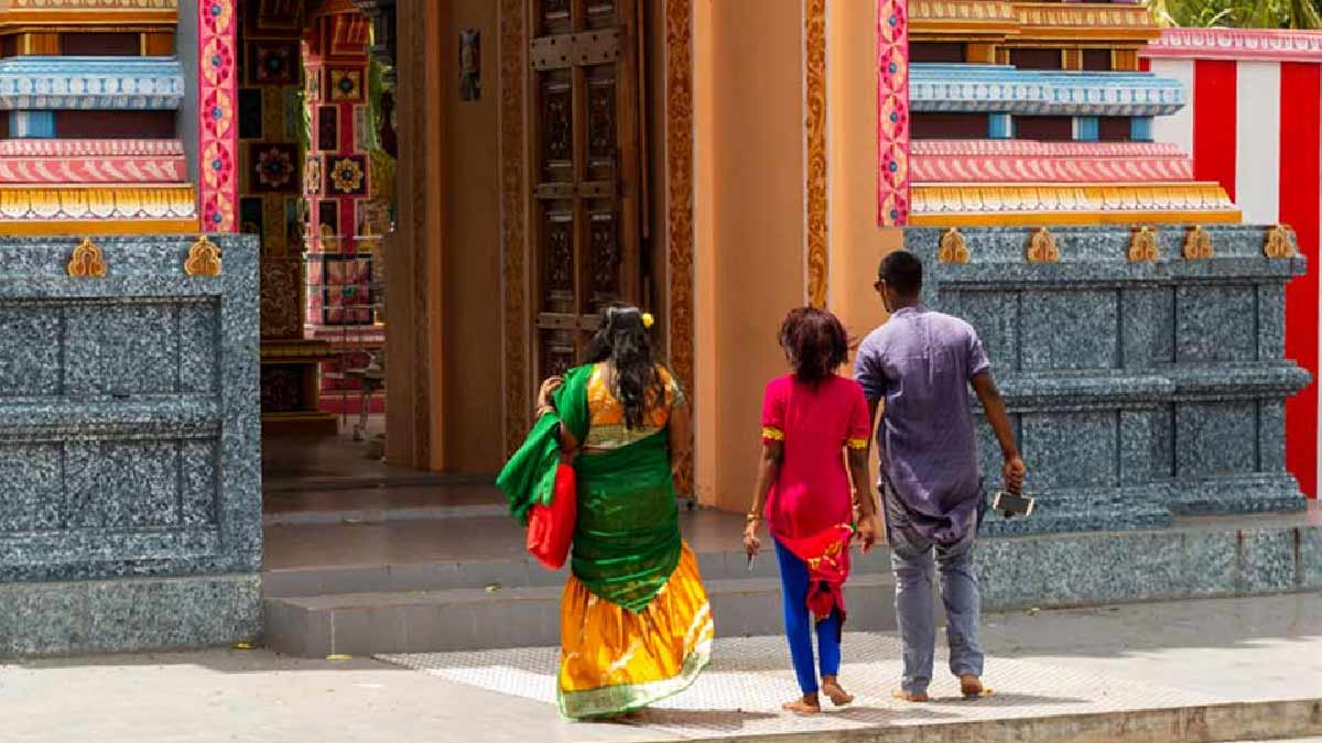 naye saal ke pehle din mandir jane ke labh
