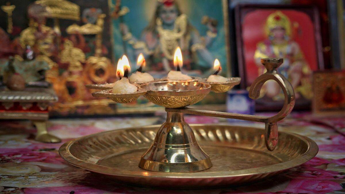 January Pradosh Vrat 2025: नए साल के पहले प्रदोष व्रत पर भगवान शिव के ...