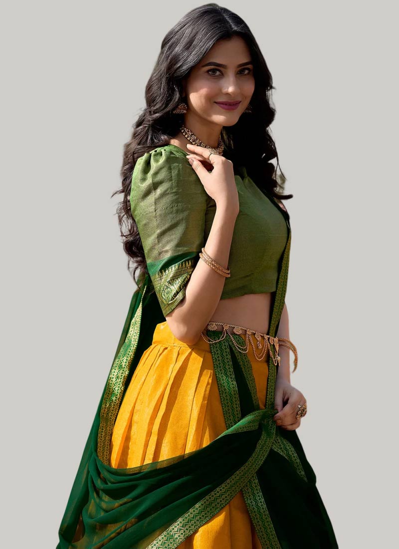 lehenga choli latest designs (2)