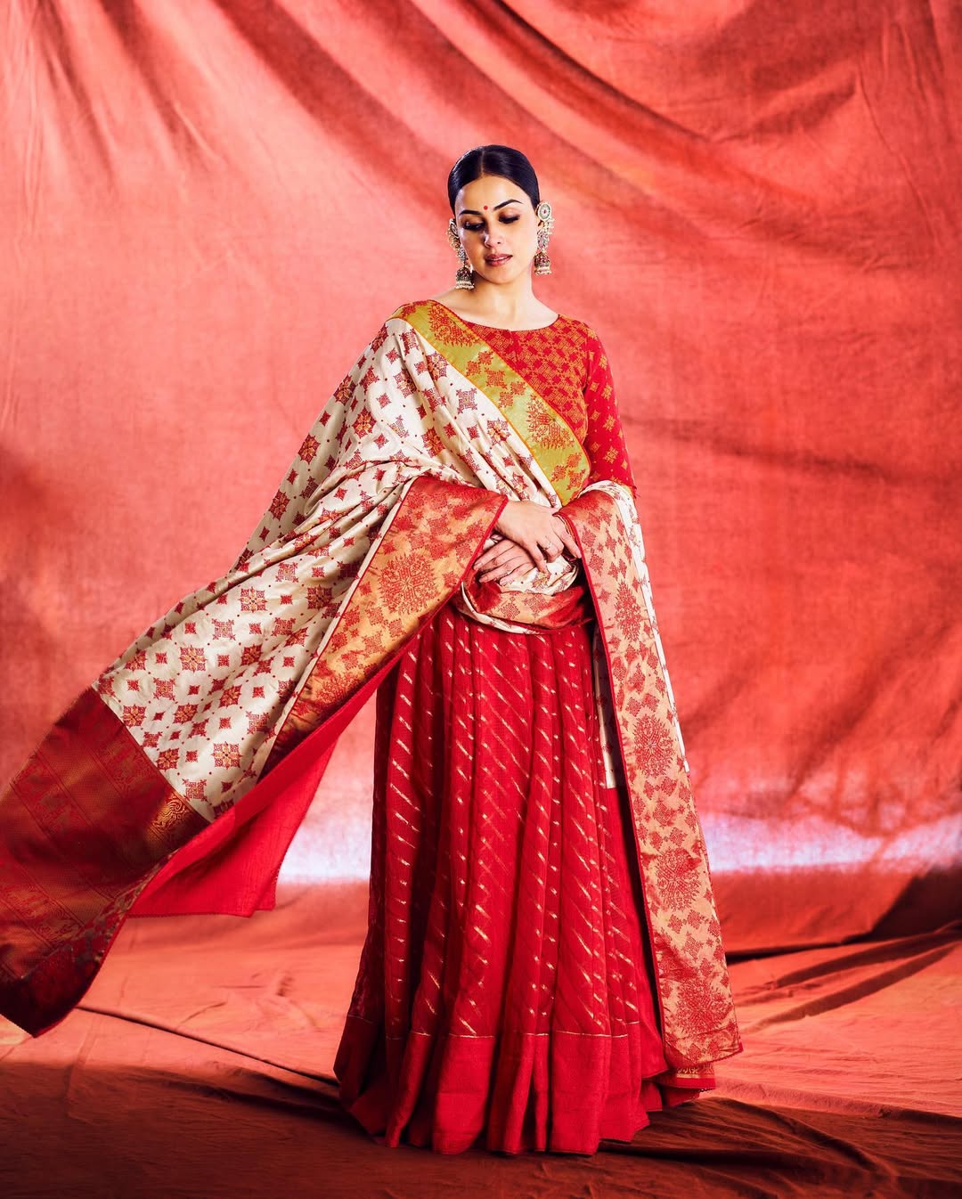 Happiness   Managed by - @ayushpadukone Outfit - @gaurangofficialJewellery- @shriparamanijewelsShoes - @fizzygoblet Makeup and hair - @rishinaacharya Style by - @who_wore_what_when @d.shubham_j @_chait (1)