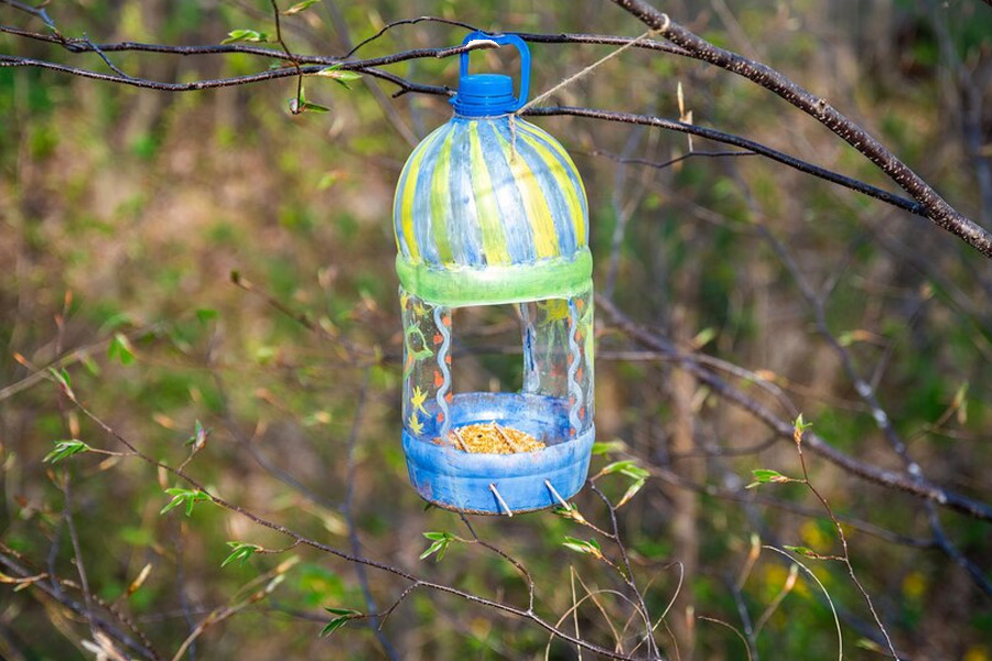 plastic bottle lantin