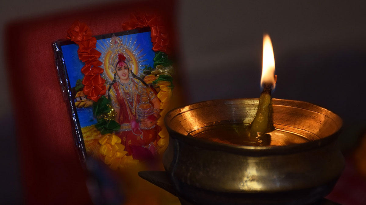 paush purnima 2025 pr maa lakshmi ko lagaye ye bhog