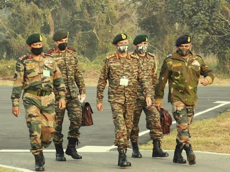 police arrest defense person