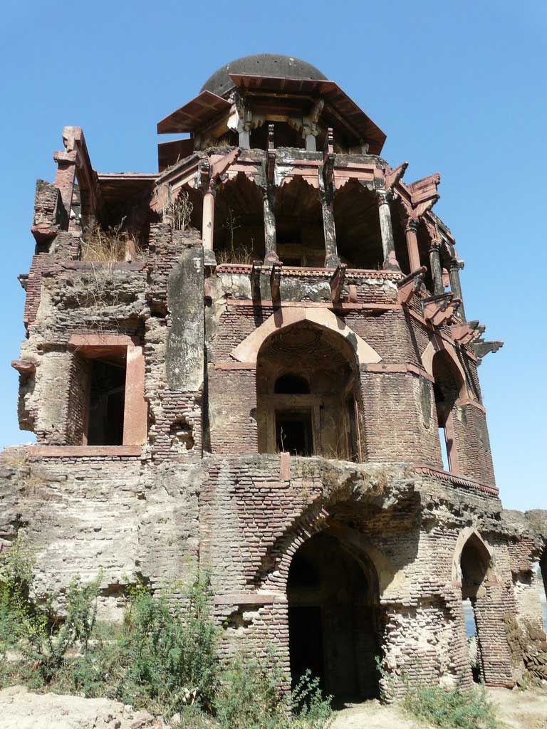 History of Battis Khamba