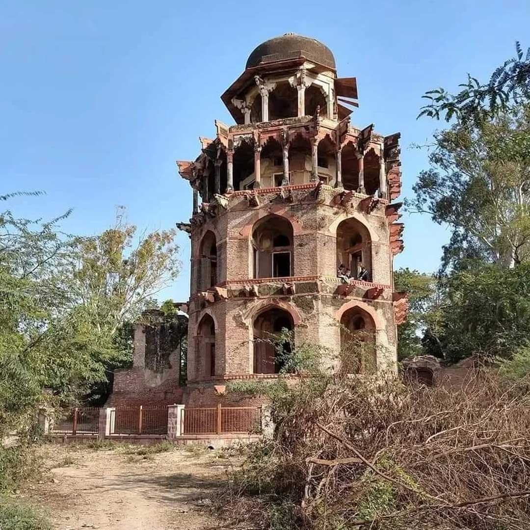 Khwajasara Buland Khan