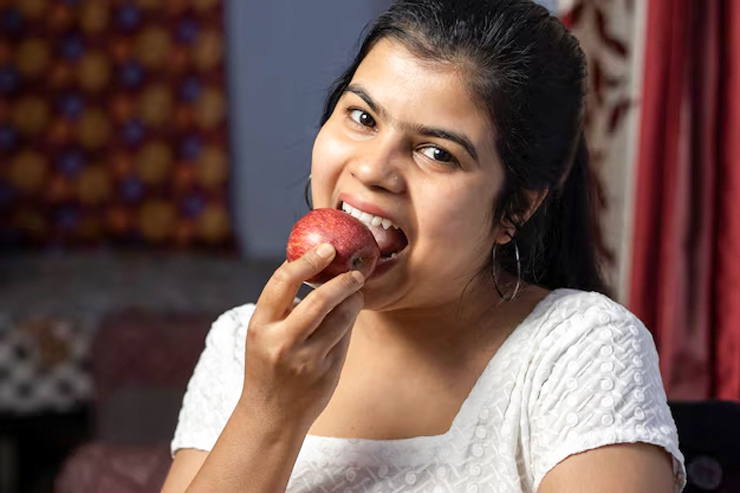 An apple a day keeps a doctor away