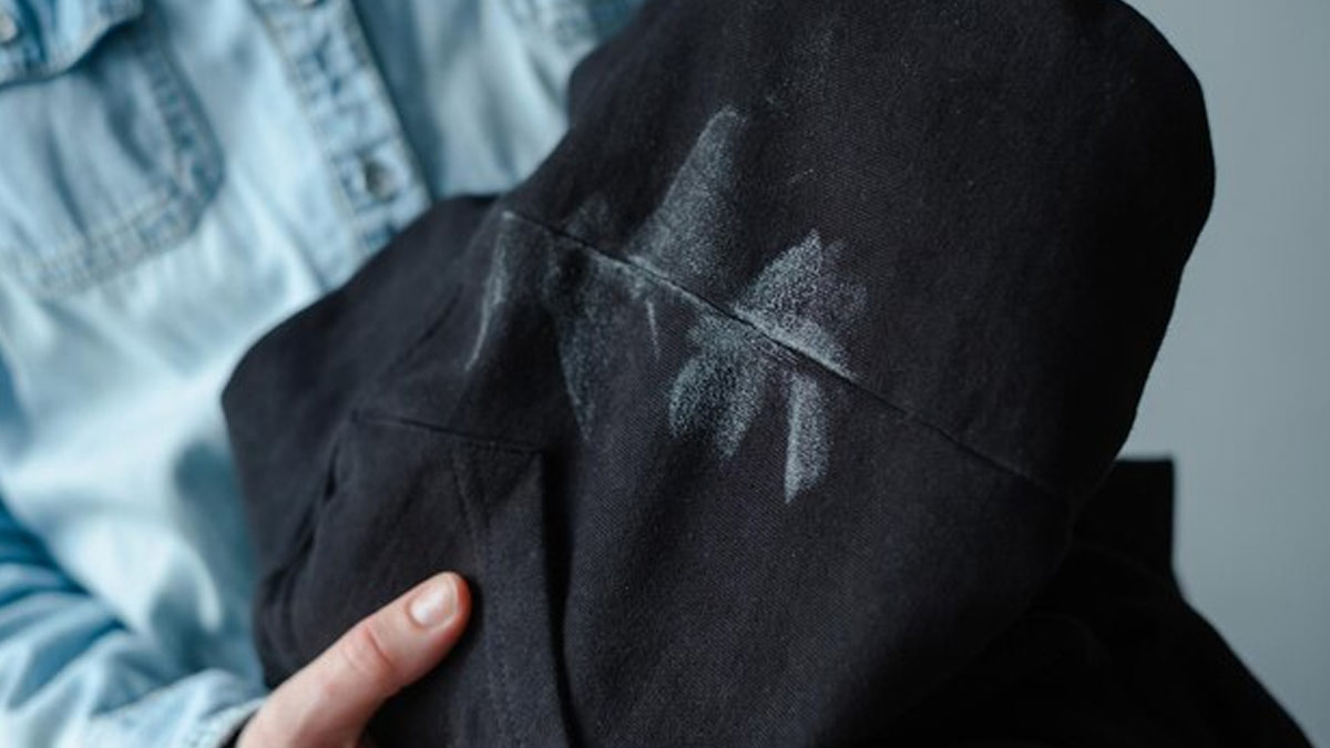 Keep these things in mind while washing black clothes
