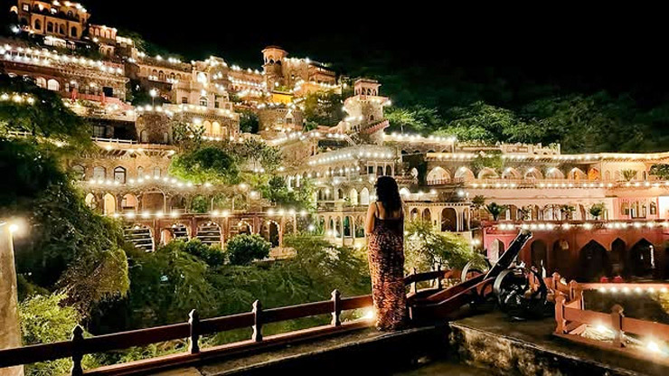 Neemrana Fort