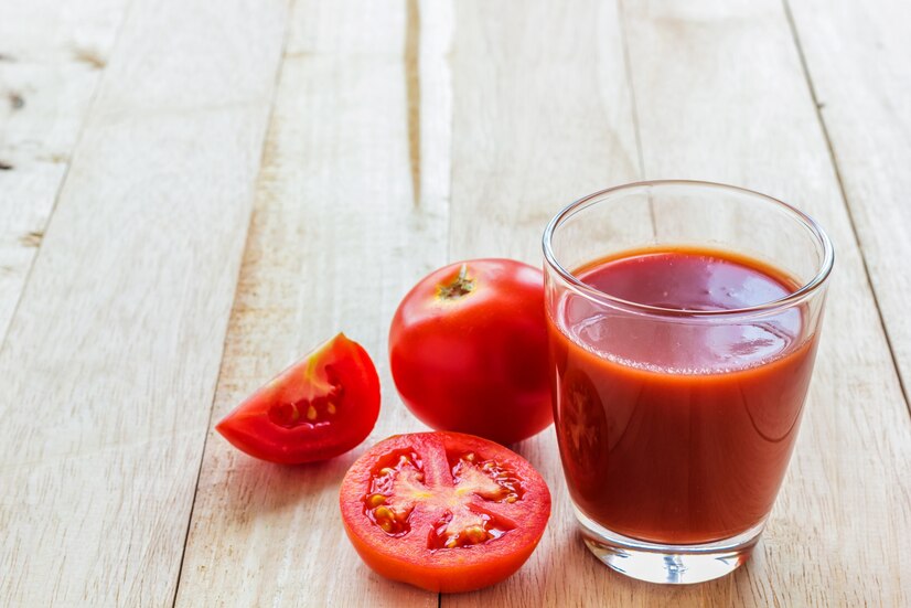 tomato-shot for glowing skin