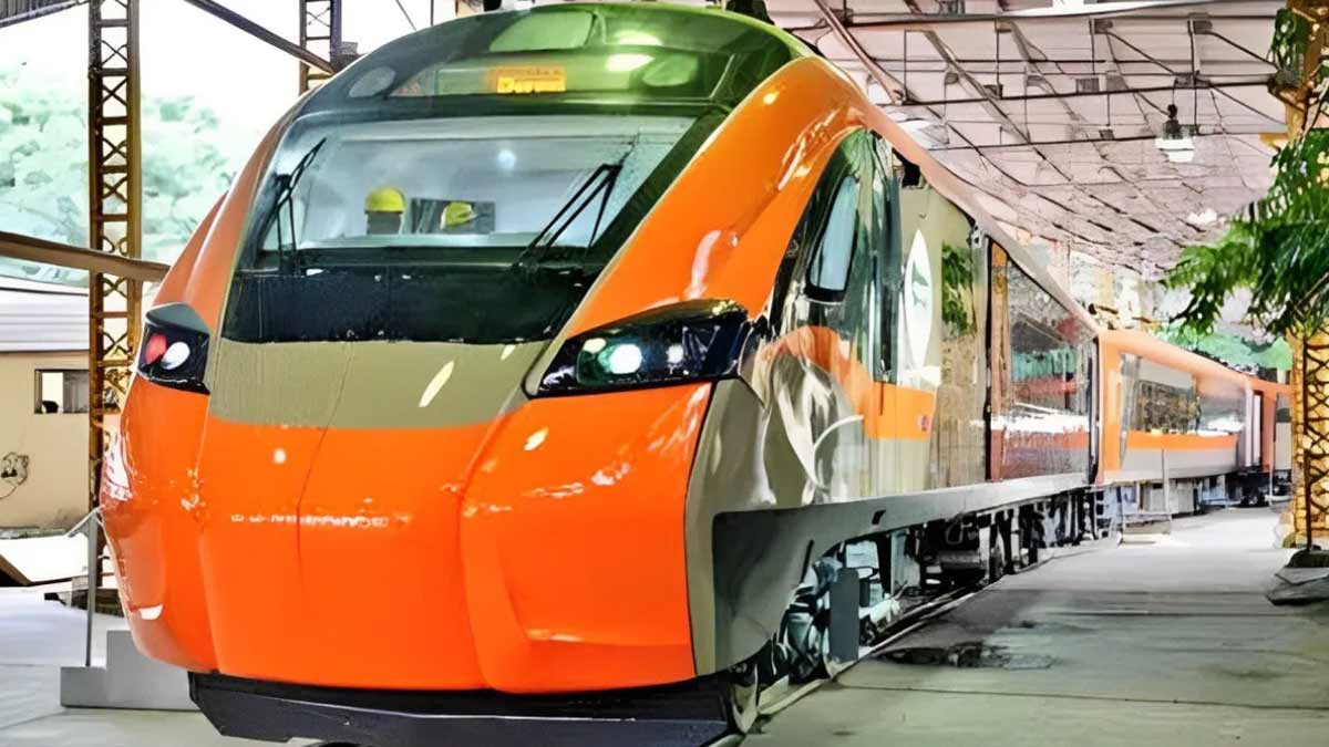 delhi to srinagar first vande bharat completes trial run know bus train or flight which travelling mode is best1