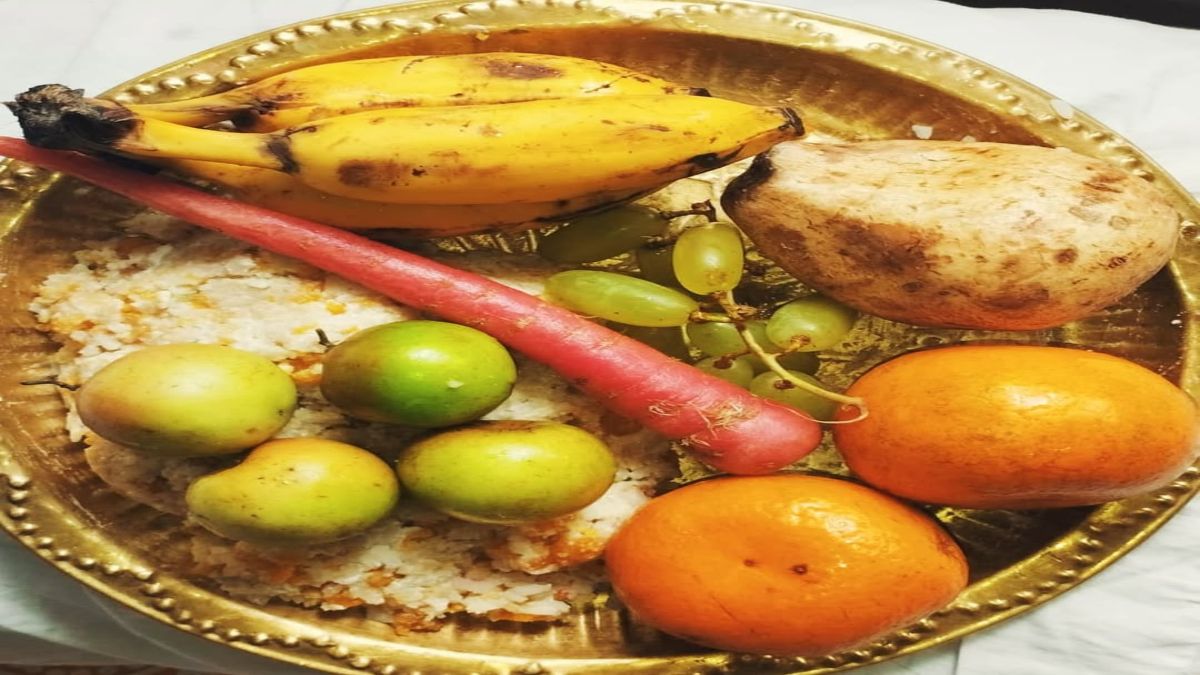 offer these bhog to maa saraswati on basant panchami 2025