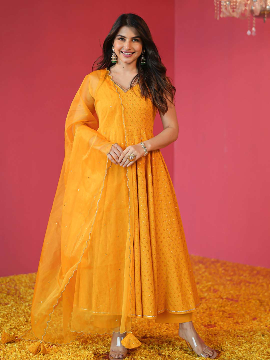 yellow suit latest designs (2)