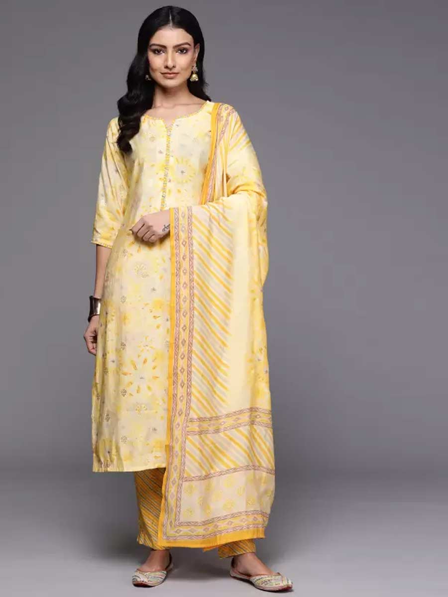 yellow suit latest designs (4)