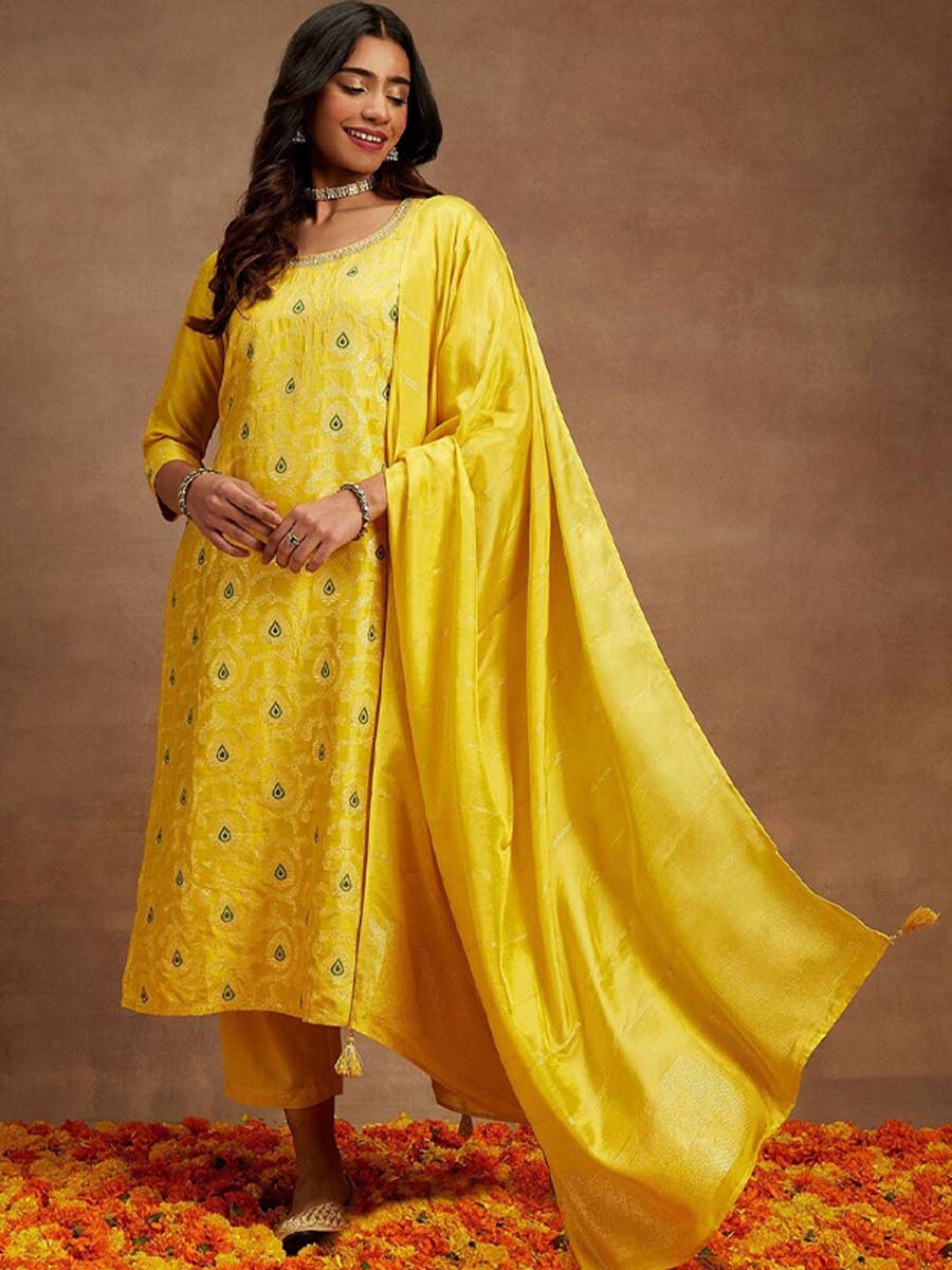 yellow suit latest designs (6)