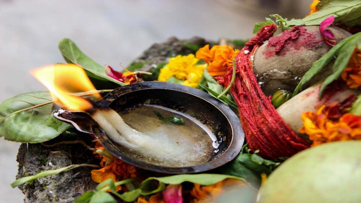 mauni amavasya 2025 shahi snan ki puja vidhi