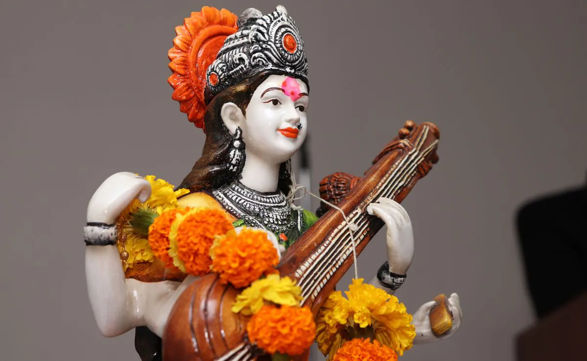 qjn73is_vasant-panchami-2025_650x400_30_January_25