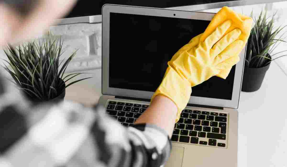 laptop cleaning tips