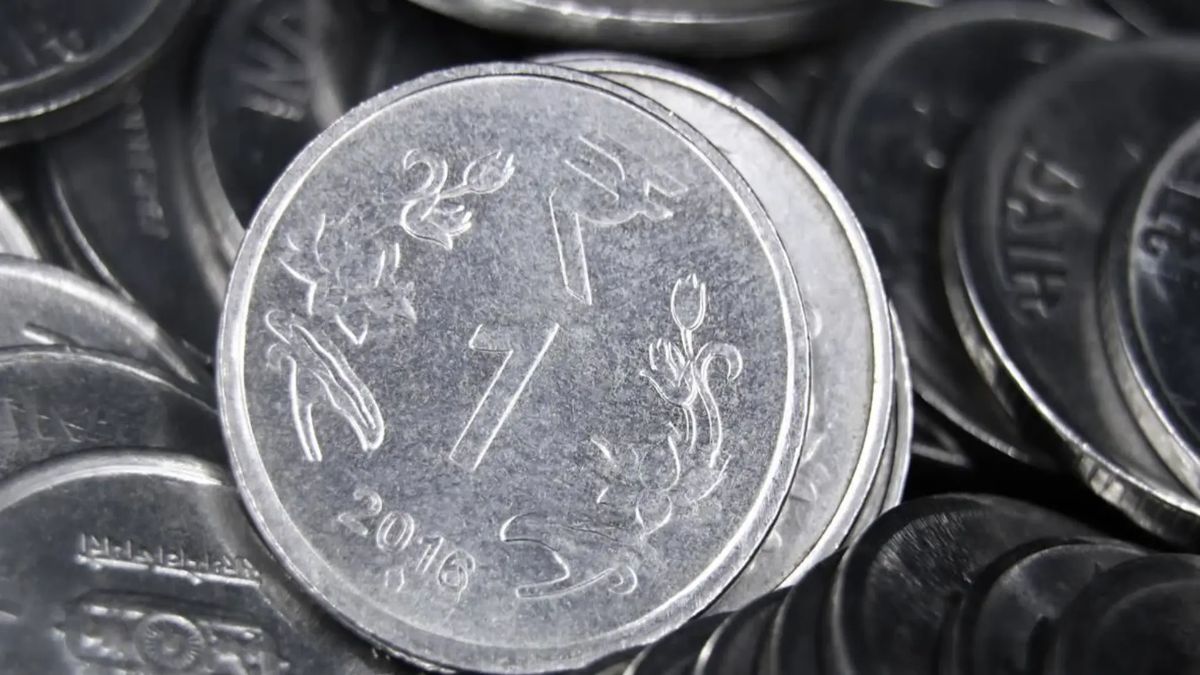 maa lakshmi ko ek rupay arpit karne ka mahatva