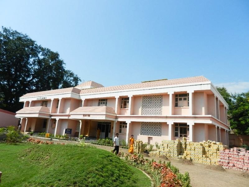 Bhakt Niwas Ashram Omkareshwar