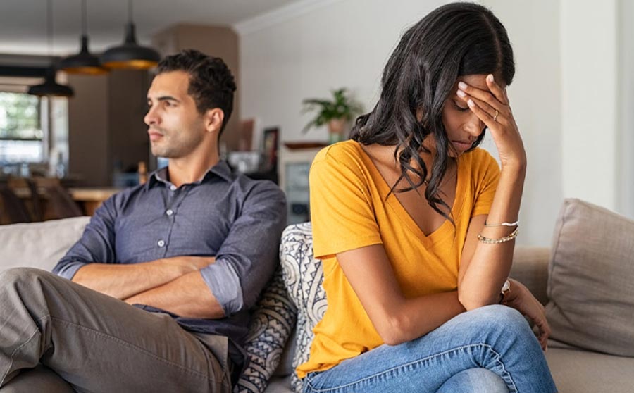 disadvantages of extra marital affairs