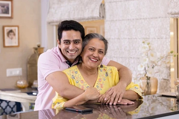 why make FD in mothers name