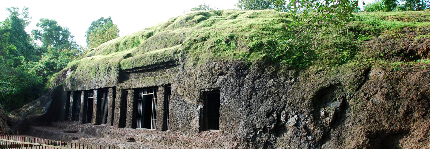 arvalem caves in goa know here about this place1